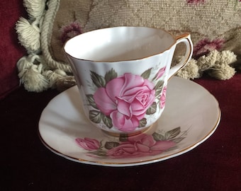 Country English Cottage Rose Bone China Royal London Teacup and saucer