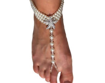 Pair of Ivory Beaded Pearl Barefoot Sandals Anklet Stunning Crystal Rhinestone Starfish, Beach Wedding Accessories, Destination Wedding