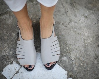 gray strappy flat sandals