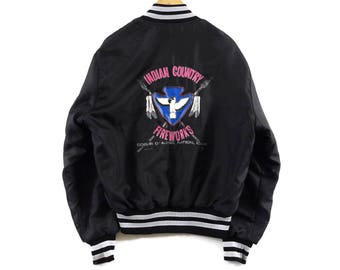 VTG 80s Indian Country Fireworks Athletic Bomber Jacket - Large - Black - Native American - Coeur D'Alene Nation Idaho - Vintage Clothing -