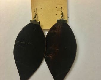 Leather teardrop/leaf earrings, brown, 4 in long