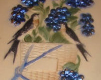 Pretty Vuntage Bird/Floral Postcard