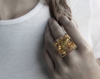 Gold leaf and resin ring | Ring in resin and gold | Handmade ring | Handmade ring | Modern Ring | Elegant ring | Gold | Gold leaf