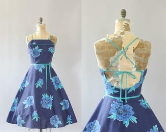 Vintage 70s Dress/ 1970s Dress/ Blue Rose Print Open Back Dress w/ Waist Tie M/L