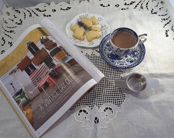 Classic Stainless Steel Tea Strainer and Drip Tray