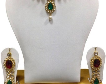 Red & Green Kundan Set/Choker Set/Wedding Jewelry/Bollywood Jewelry / Indian Wedding Set/Kundan jewelry/