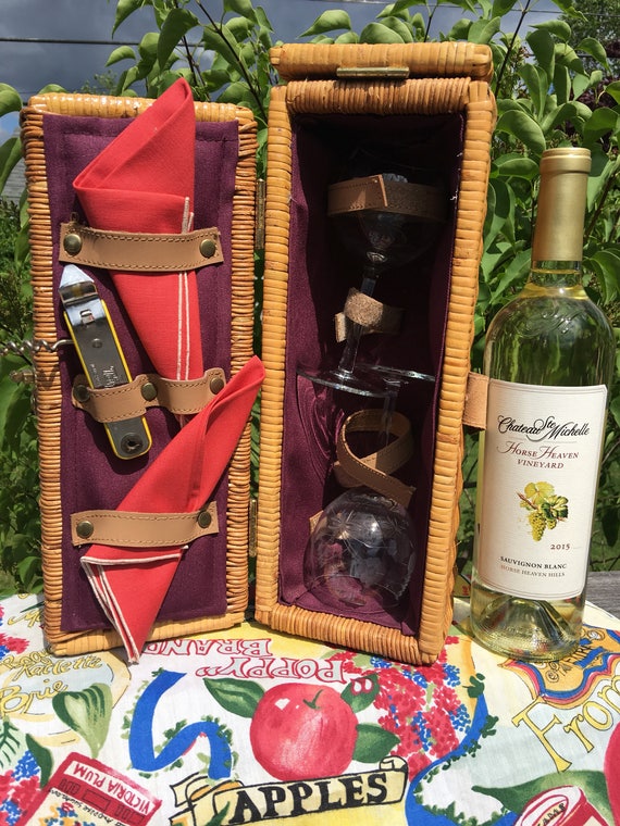 wicker wine tote