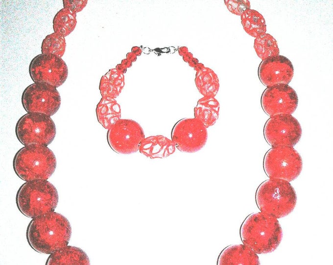 Red Chunky Beaded Design Necklace Set
