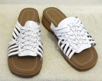 Women's,Cute White Vintage 80's,Woven Leather SANDALS By Nature Trek.7