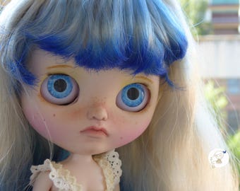 Custom Blythe Dolls For Sale by Flora Blue custom edeadolls. Dainty Biscuit.