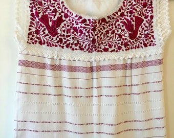 MEXiCAN BLOUSE,made in Oaxaca, Boho Top, hand embroidered Blouse,Telar de Oaxaca, pregnant clothing