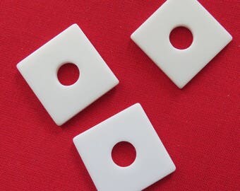 Square plastic donuts 25 mm