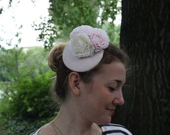 Fascinator delicate pink with two pink and a beige Ranunkel