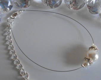 Wedding bracelet ivory pearls and rhinestones