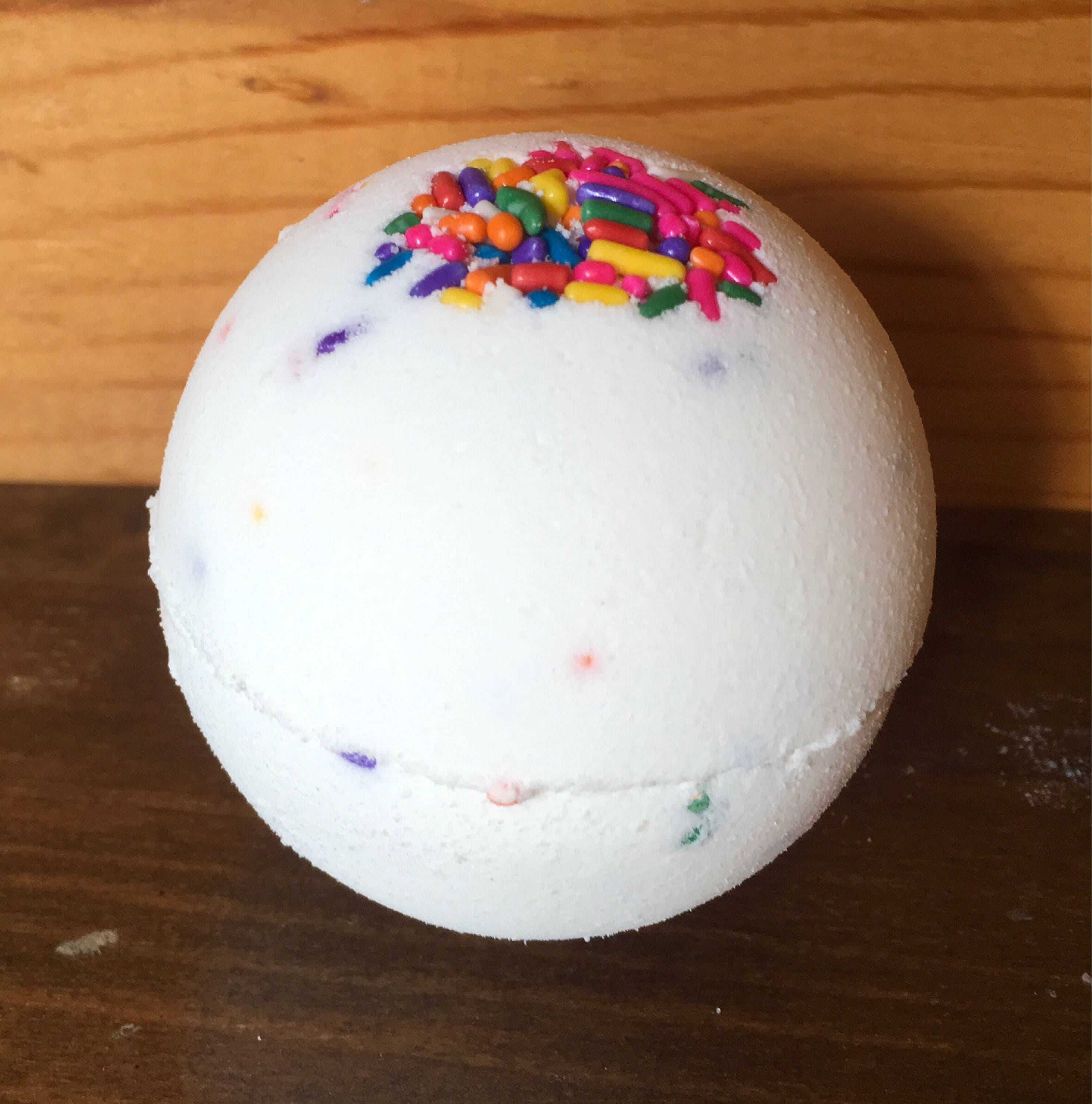 Birthday Cake Bath Bomb Bath Fizzy