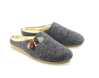 polish wool slippers