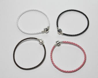 Leather braided bracelet with metal closure
