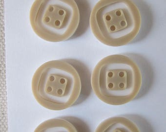 2 buttons 4 hole two-tone beige and white 15 mm