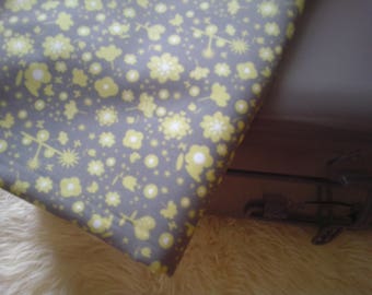 Fabric printed thousand flowers on black background