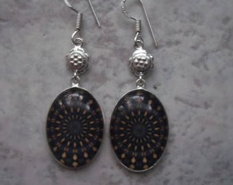 Earrings in 925 sterling silver and midnight blue glass yellow and orange patterns