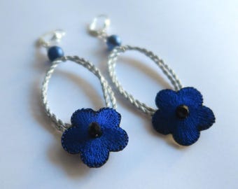 Electric blue flowers earrings