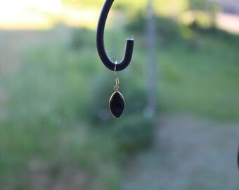 Earrings marquise onyx "grounding stone" stamped gold-plated