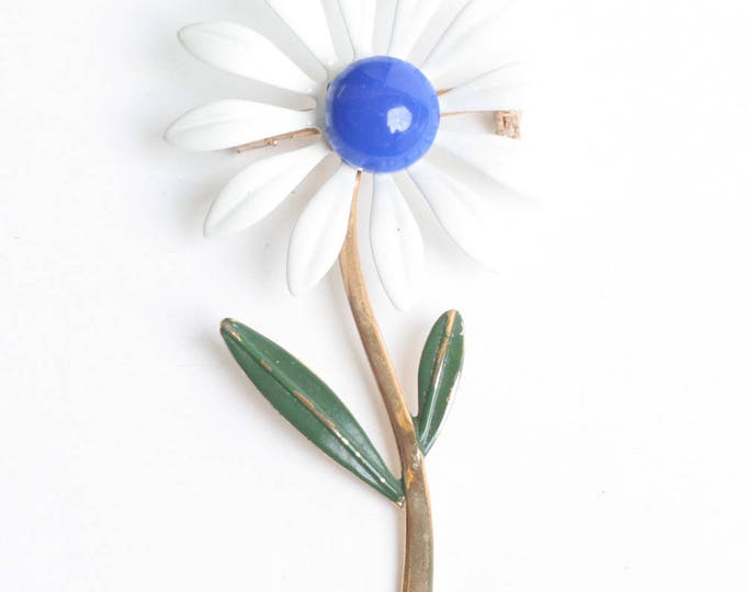 Daisy Flower Brooch White and Blue Enamel Mod Flower Power Vintage