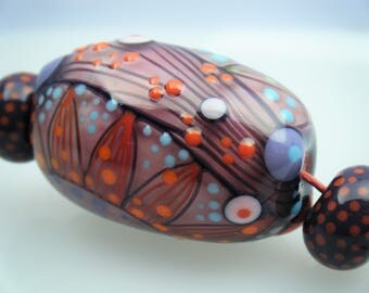 Moogin Beads- Detailed abstract oval focal , lampwork / glass bead set - SRA