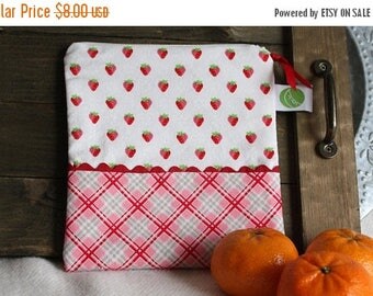 On Sale Eco friendly 7.5" Reusable Sandwich Bag - 7.5" x 7.5"- Food safe PUL lined, Zippered, Machine Washable