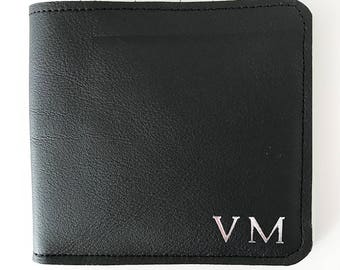 Mens Leather Wallet Personalised Bifold Wallet Letters Name Custom Gold Silver Monogram Billfold Simple Travel Wallet Embossed Anniversary