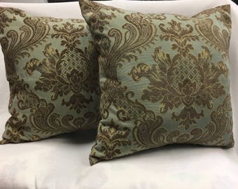 Decorative Throw Pillows