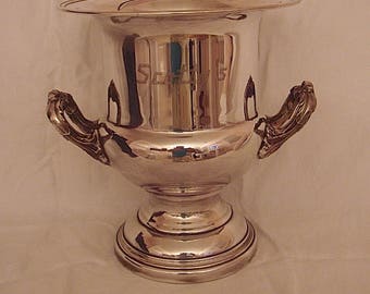 Vintage Silver Plate Champagne Bucket. Silverplate Handled Wine Cooler Ice Bucket. Vintage Silver Trophy Cup Urn Vase. Wedding Centerpiece