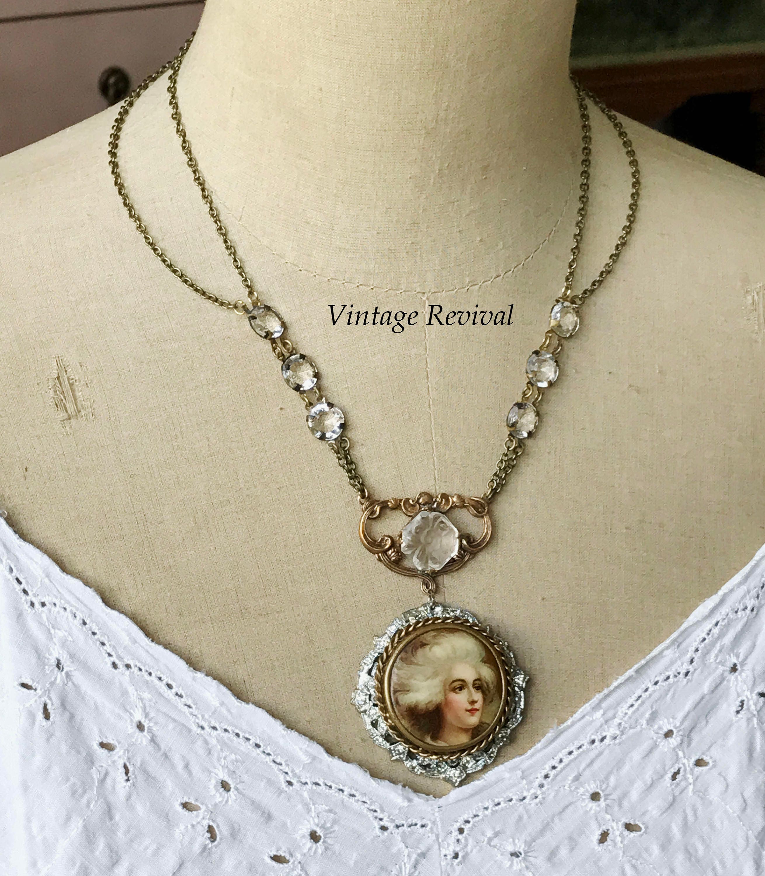 Victorian Portrait Necklace/ Vintage Necklaces