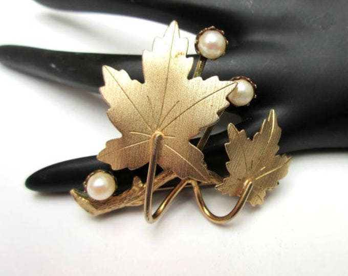 Sara Coventry Leaf Brooch - gold and cultured White pearl - Maple leaf pin