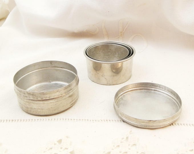 Vintage Metal Folding Beaker with Separate Storage Box, Collapsible Beaker with It's Own Tin, Retro Camping Equipment, Hiking Scout, 1930 Vintage Metal Folding Beaker with Separate Storage Box, Collapsible Beaker with It's Own Tin, Retro Camping Equipment, Hiking Scout, 1930