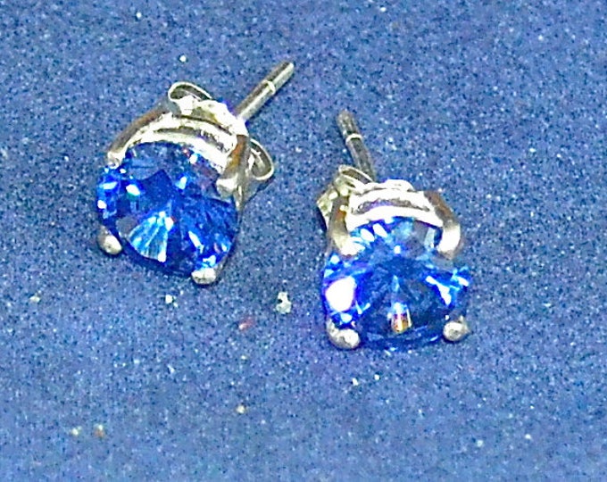Blue Zircon Studs, 7mm Round, Natural, Set in Sterling Silver E1116