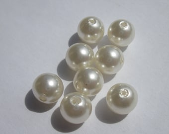 glass Pearl 8 mm - 3 PV33 8 round beads