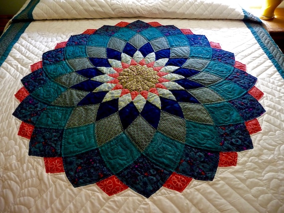 Giant Dahlia Amish Handmade Quilt in Teal Navy and Coral