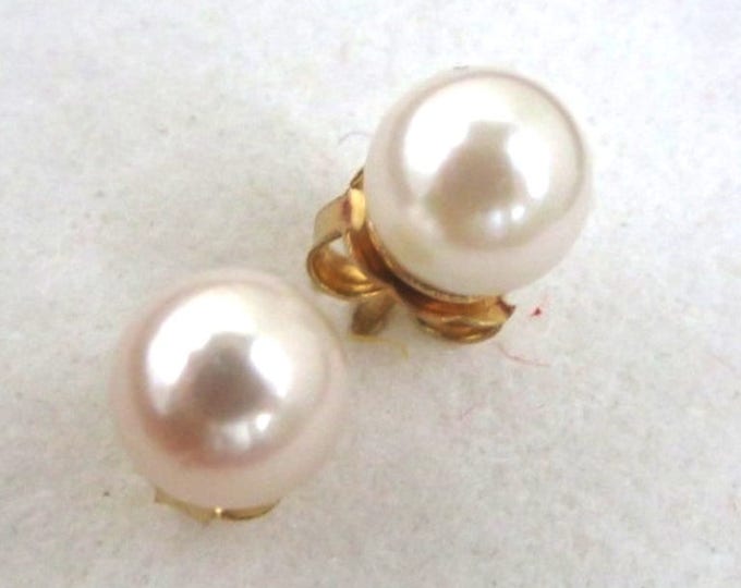 Akoya Pearl Earrings, 14K Gold Earrings, Vintage 5.4mm Cultured Pearl Pierced Studs