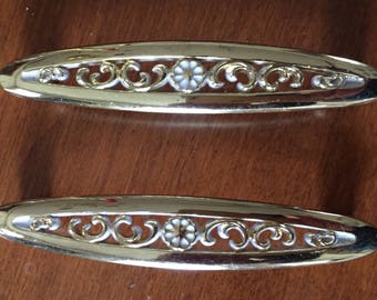 SALE Drawer Pulls Ajax Bright Brass Cabinet Set of 2 Hollywood Regency French Provincial Pierced Floral Retro 60s New Old St