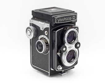 Yashica Camera // D 6x6 TLR // 120 Film // 80mm f/3.5 Yashikor Lens // Film Tested & Working