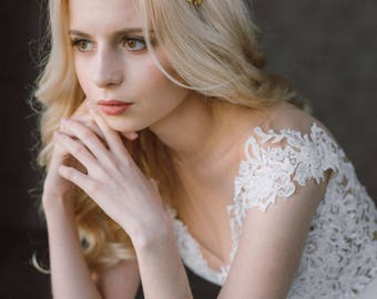 Greek Goddess Leaf Crown, Wedding Leaf Headband, Bridal hairpiece, Wedding Headpiece, Leaf Branch, Brass Leaf Headband, Gold Leaf Crown
