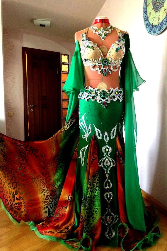 Oriental costume Malachite for belly dancing.