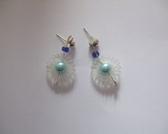 daisies and blue bow Pearl Stud aluminum shape earrings