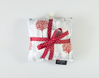 Christmas Tree Decoration Winter Forest Gift Wrapped With Polka Dot Bow