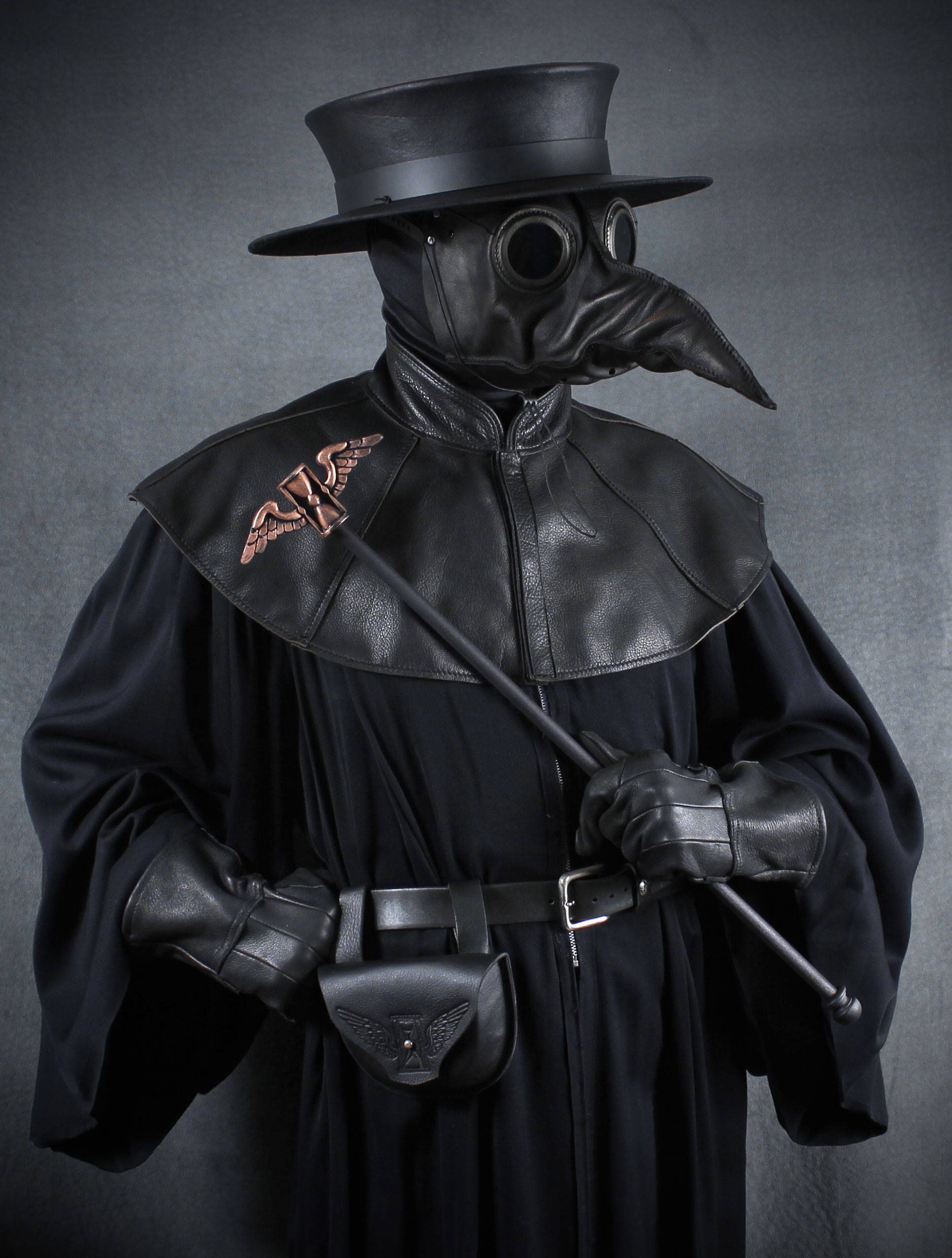 jackdaw-leather-plague-doctor-mask