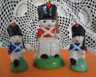Salt & Pepper Shakers with Napkin Holder Military Soldier/Guard Beautiful!!!
