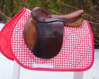 Ready to Ship Saddle Pad - Coral and White Houndstooth Close Contact/All Purpose/English Saddle Pad - Plaid // Pink // Check