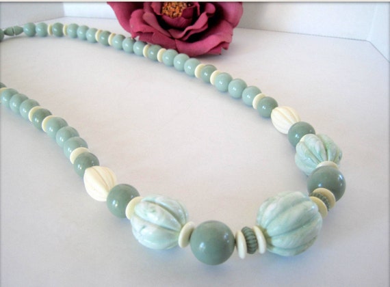 Green Lucite Necklace - Jade Green - White Spacers - Screw In Clasp