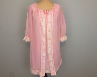 Vintage 60s Pink Negligee Chiffon Pink Peignoir Set Gown & Short Robe Set Lace Gown Honeymoon Lingerie 32/34 Small Medium Womens Clothing